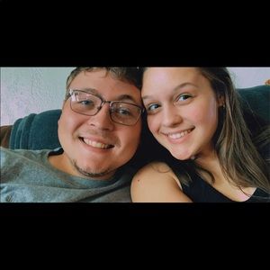 Meet your Posher, Felicity